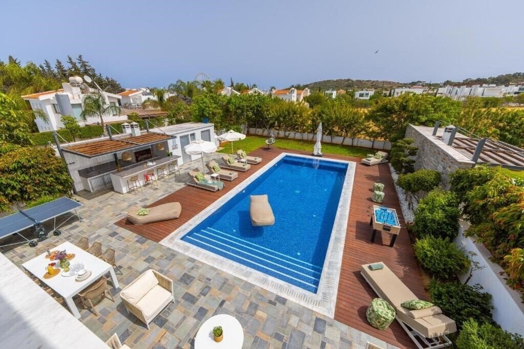 Отель Green Heaven Villa 3 2*