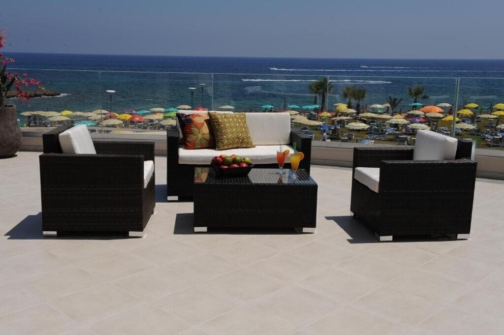 Фото Polyxenia Isaak Luxury Villas & Apartments 2*