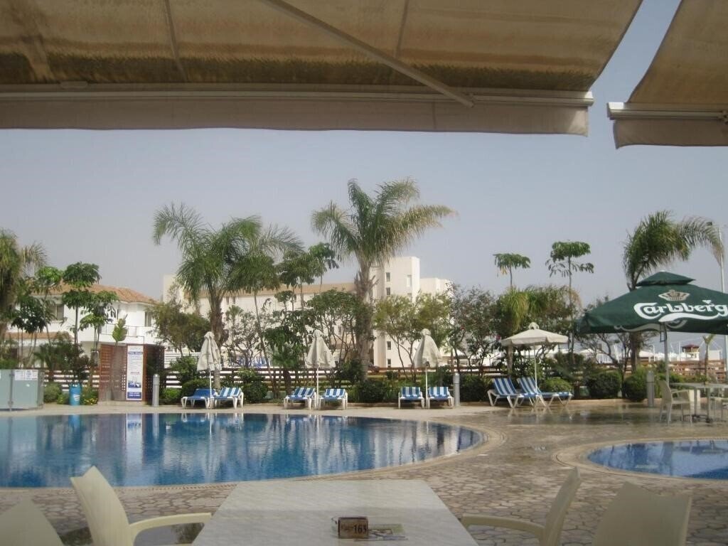 Изображение Polyxenia Isaak Luxury Villas & Apartments 2*
