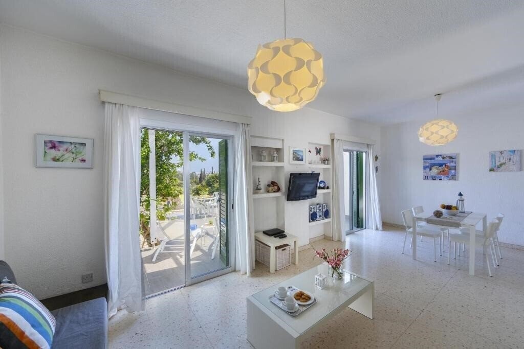 Зображення Melis Villa - Charming Villa in Central Protaras 2*