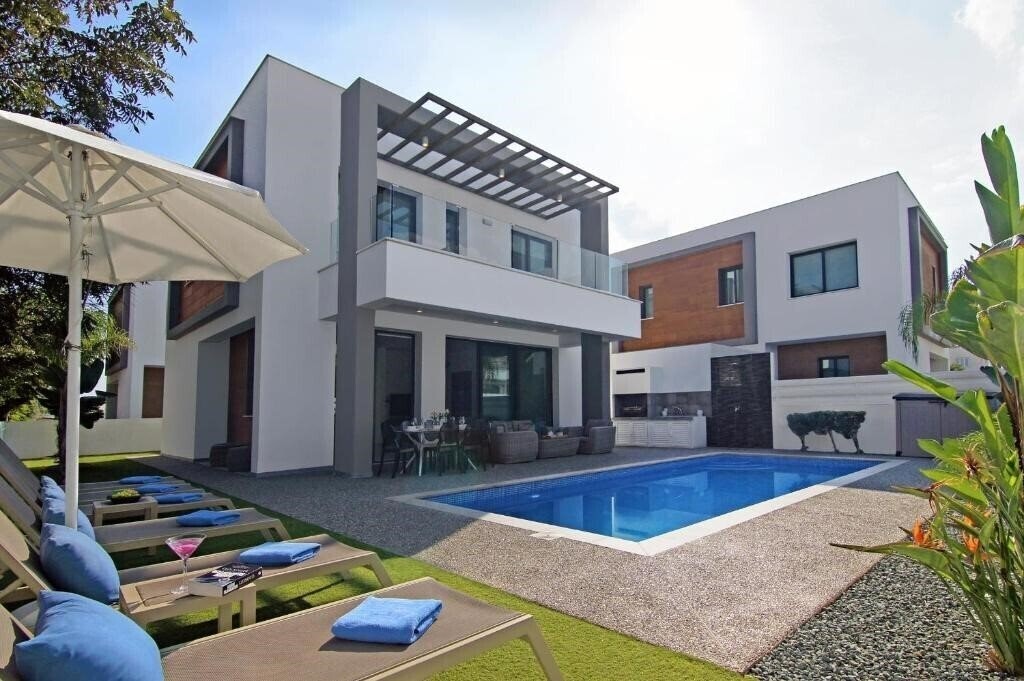 Готель Villa Maritime 2*