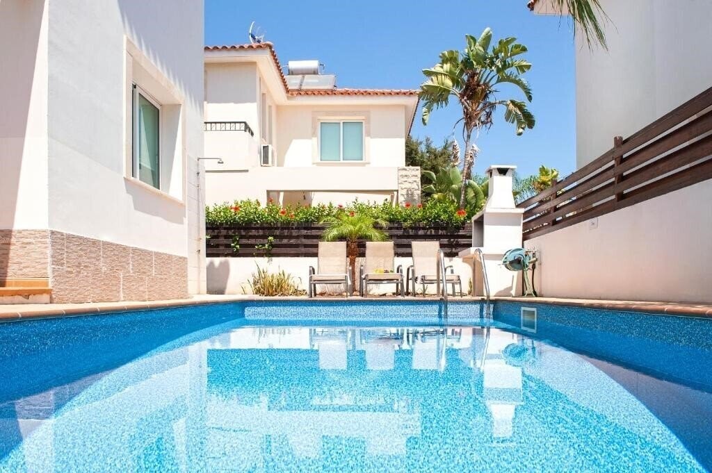 Фото Villa Danata 2*
