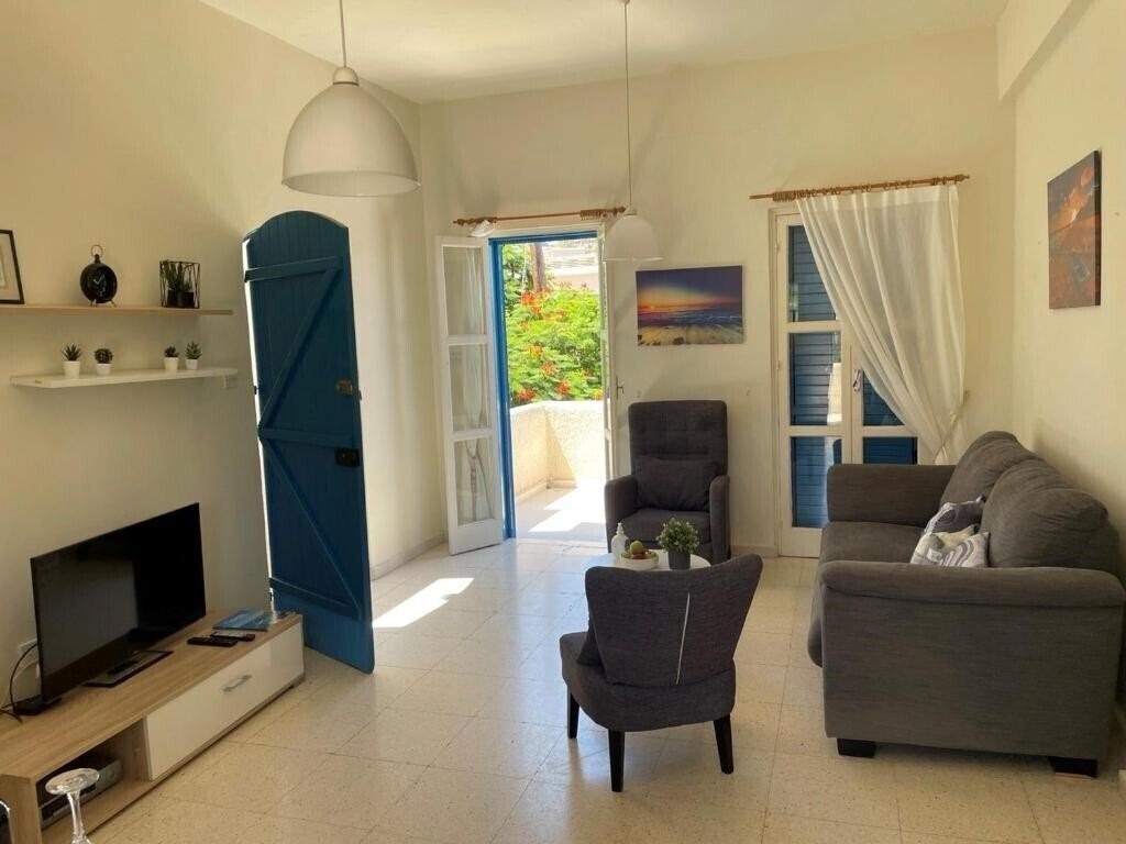 Отель Vitamin Sea Protaras 2*