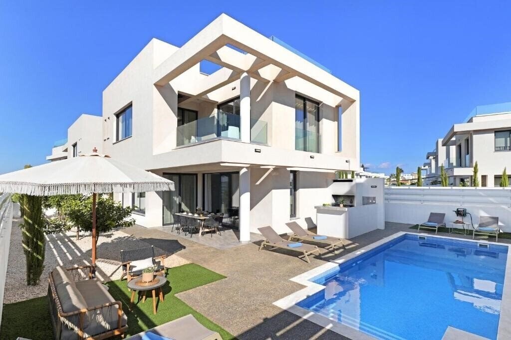 Готель Villa Queen Valentina 2*