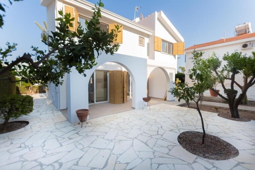 Отель Fig Tree Bay Villa 2 2*