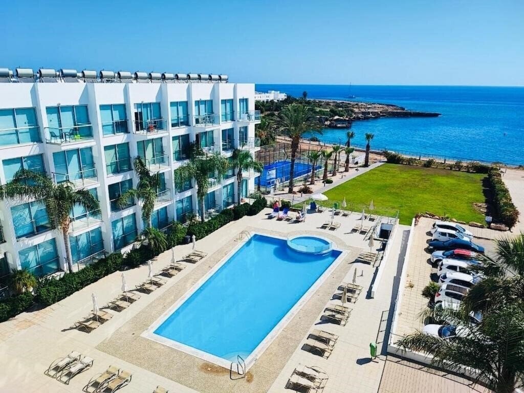 Фотография Sea View Apartment 2*
