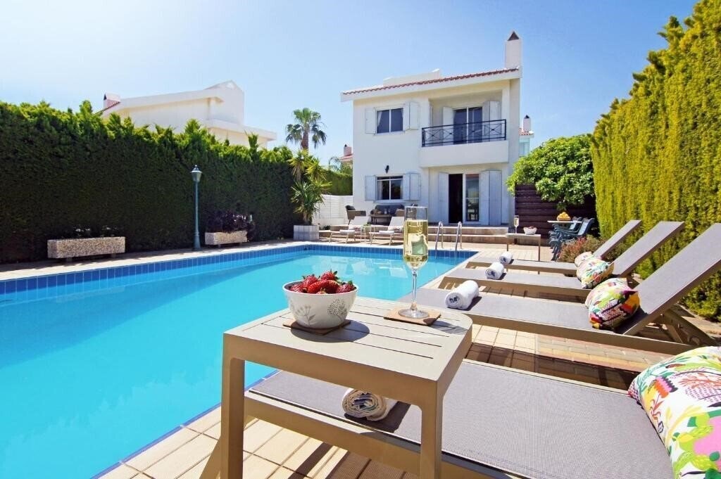 Готель Villa Aleta 3*