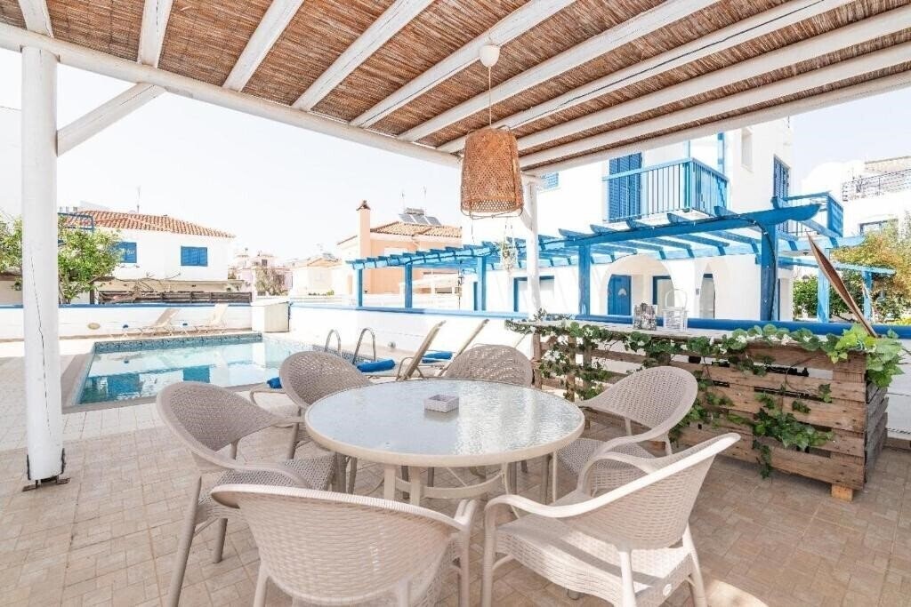 Фотографія St Nicolaos Villa Ekaterina 3 BDRM 3*