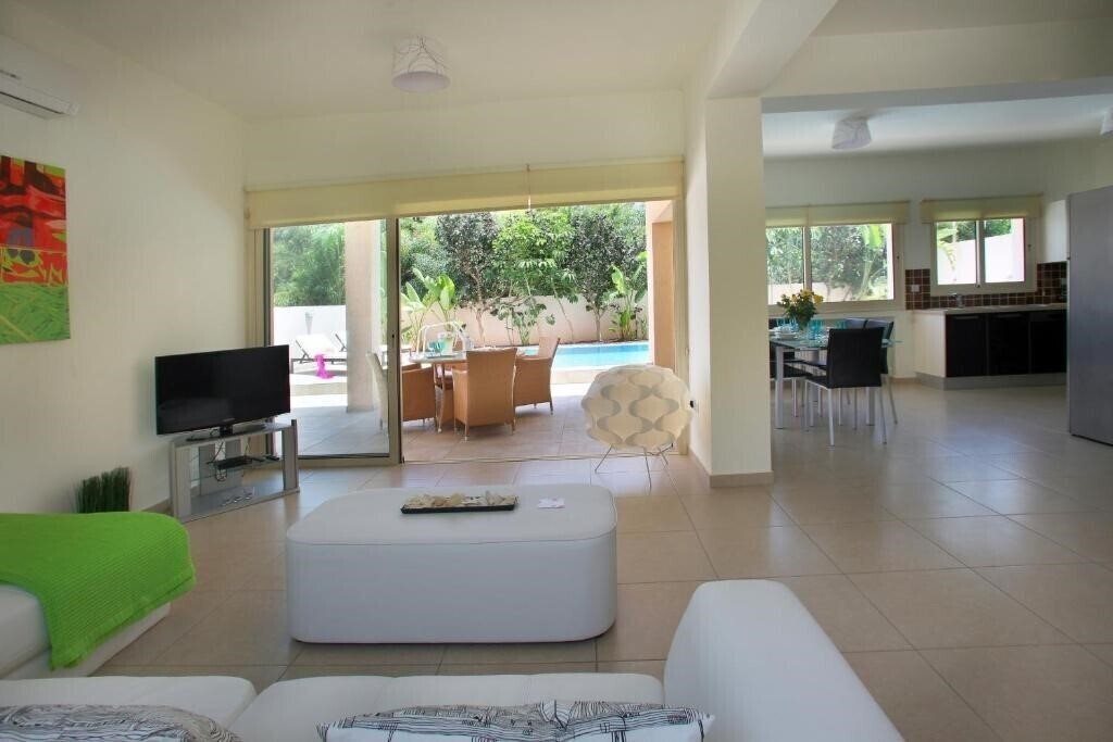 Картинка Villa Michelle 9 2*