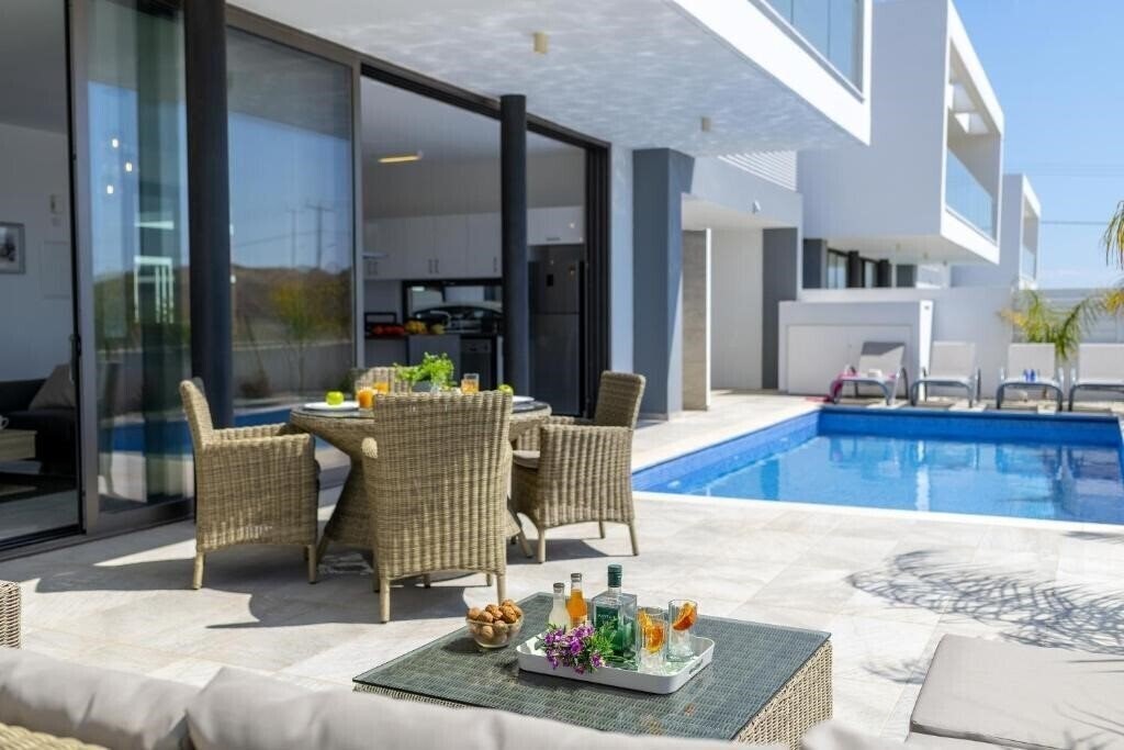 Зображення Protaras Royal Pearl Villa 7 3*