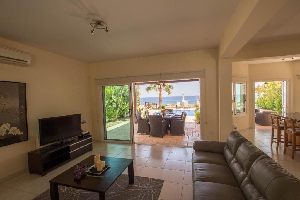 Картинка Villa Sea Holly Front Line 3*