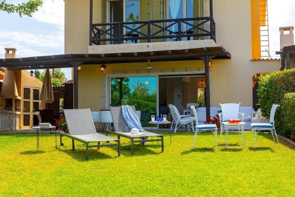 Картинка Protaras Sirina Waterfront Villa 3*