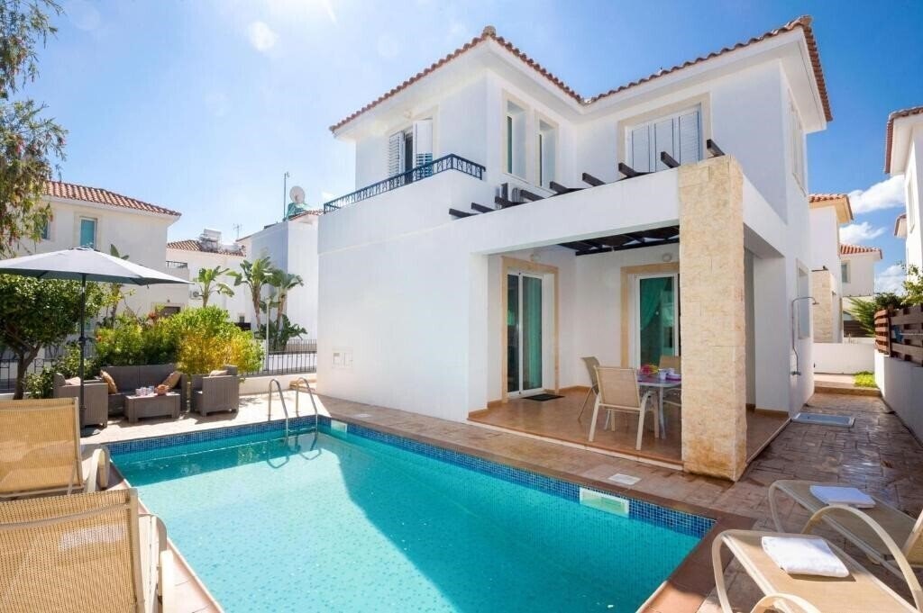 Отель Villa Mandy 3*
