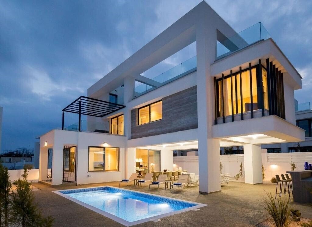 Отель Villa Amazonia - Large Private Pool 3*