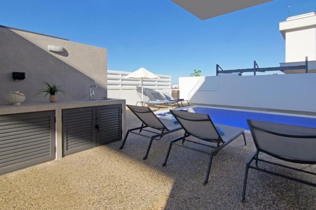Картинка Villa Amazonia - Large Private Pool 3*
