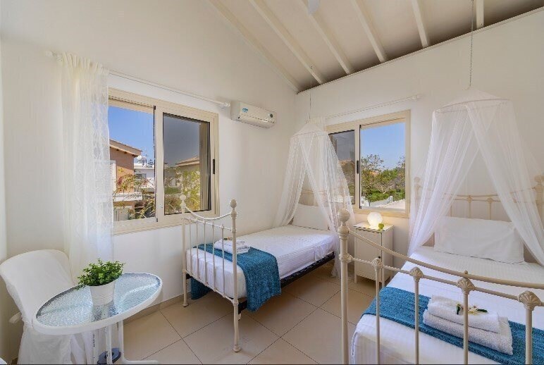 Фотография Protaras Artisan Seafront Villa 6 3*