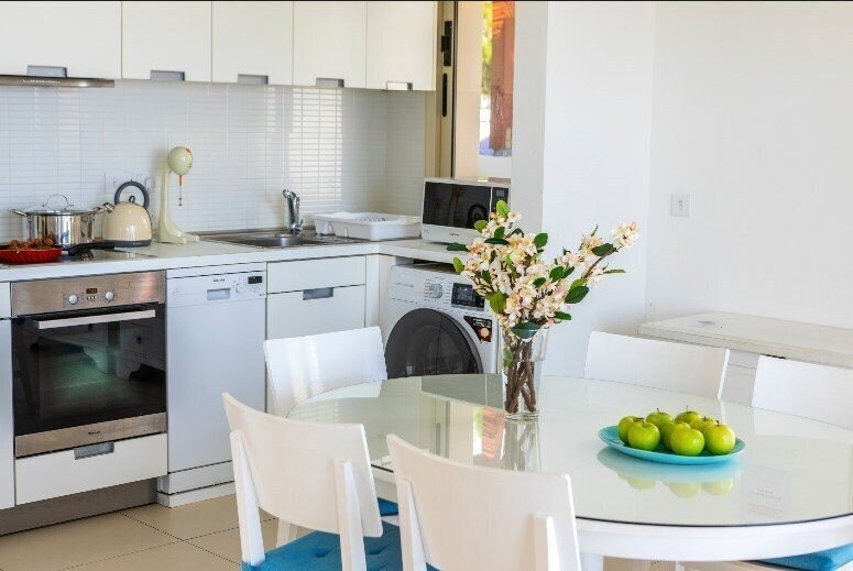 Картинка Protaras Artisan Seafront Villa 6 3*