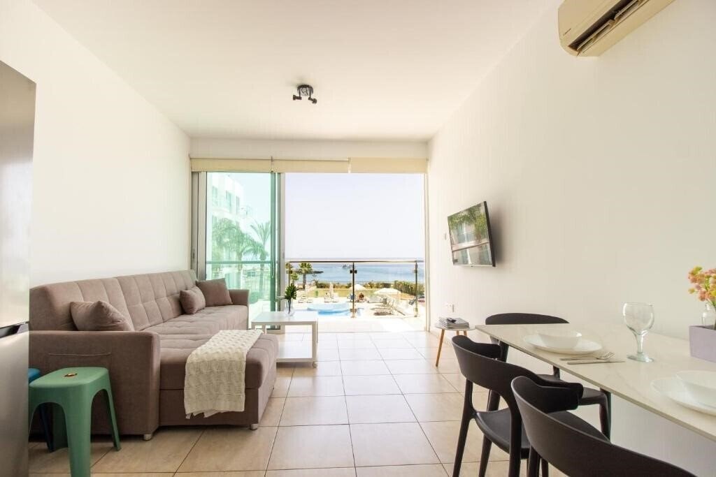 Фото Prime Protaras Seafront Apt 3*