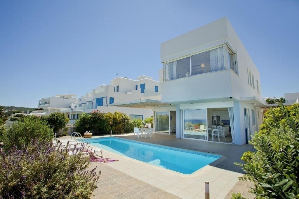 Фотография Protaras Seafront Villa Melissa 3*