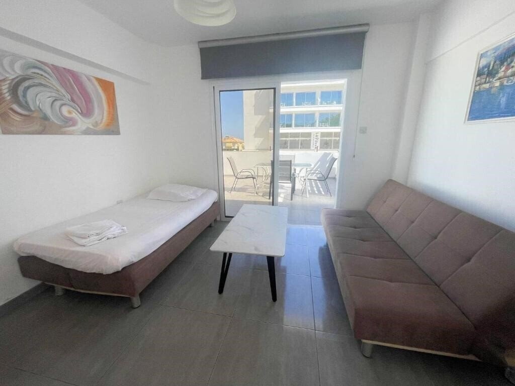 Картинка Christina Apartment 3*