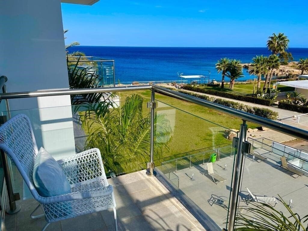 Отель Magesticview Seafront Apartment 3*