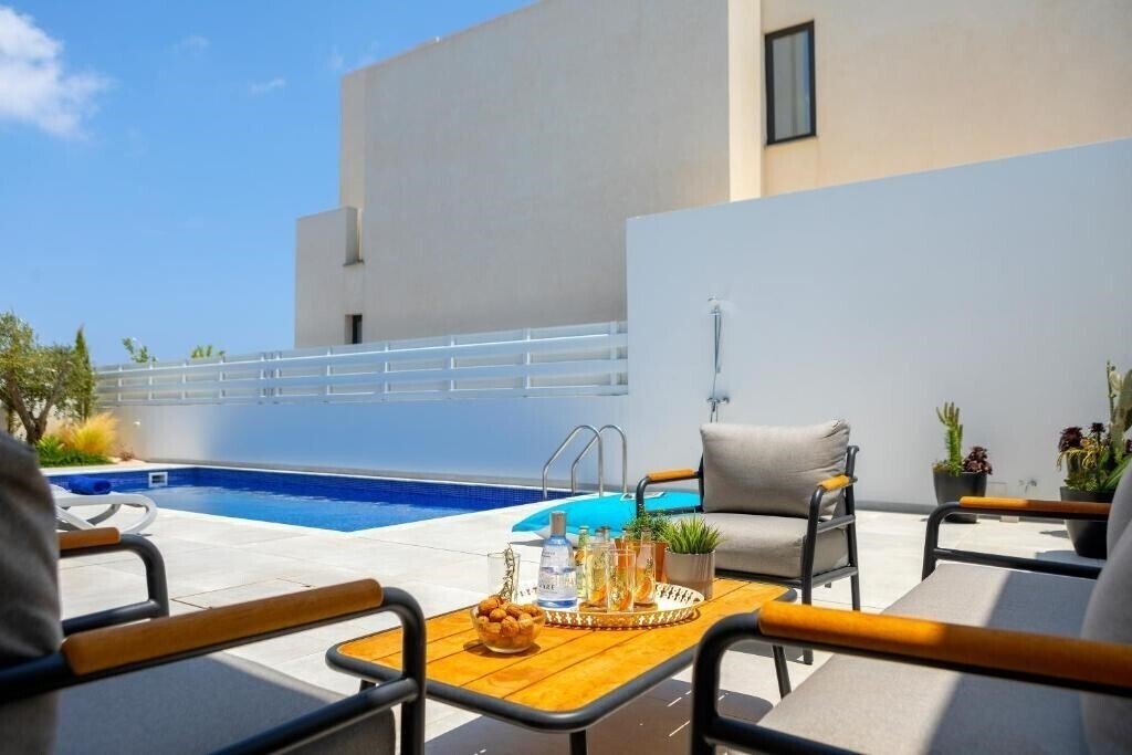 Картинка Protaras Almaria Villa 16 3*