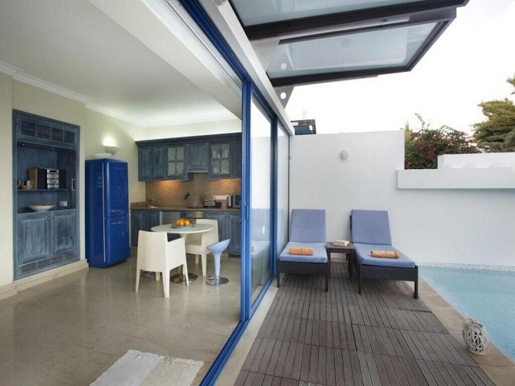 Картинка Protaras Nausicaa Villa Mykonos 3*