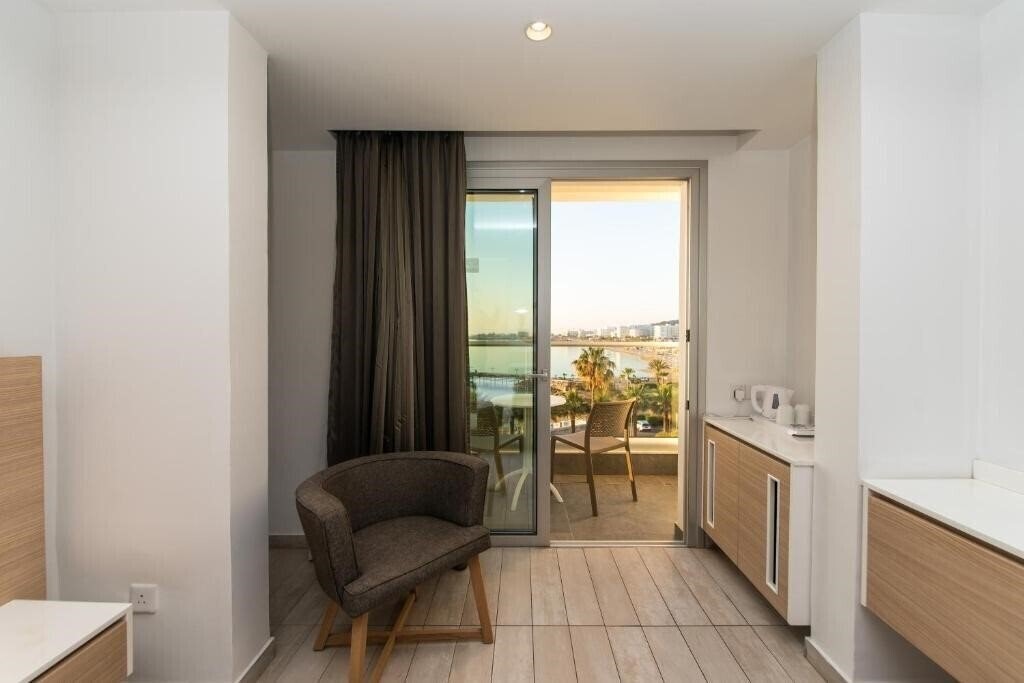 Фотография Evalena Beach Hotel 3*