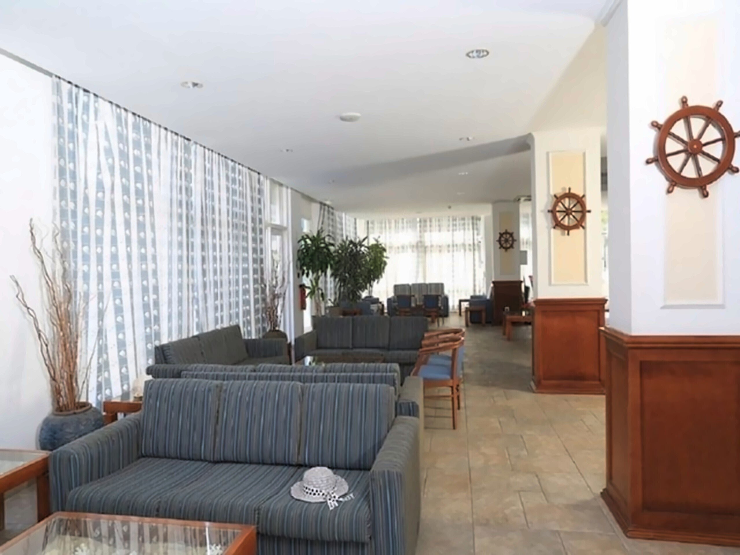 Картинка Jacaranda Aparthotel апартаменты