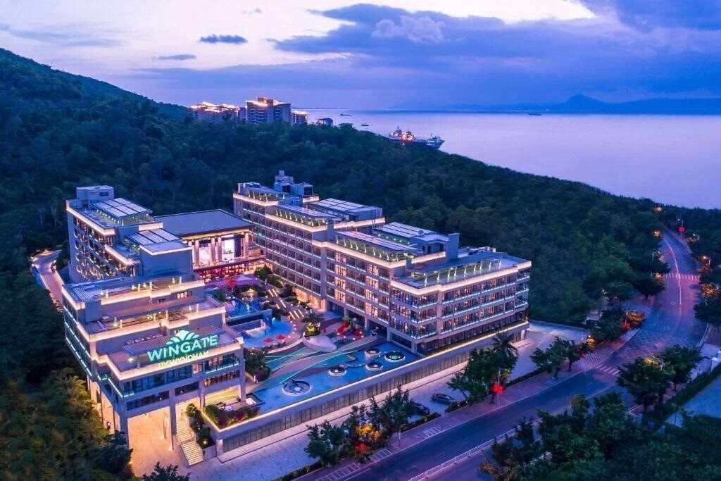 Отель Wingate By Wyndham Sanya Luhuitou 4*