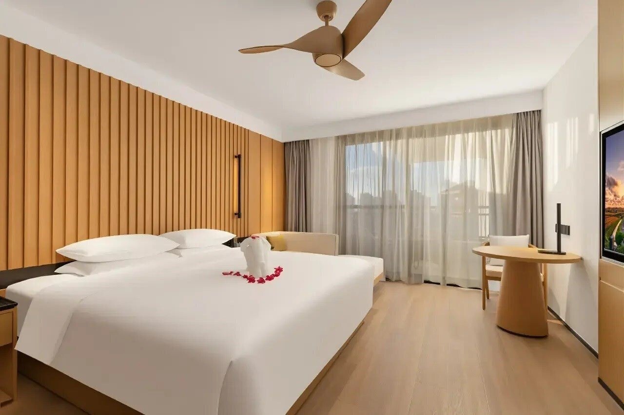 Фотографія Sanya Dongrong Guest International Hotel 5*
