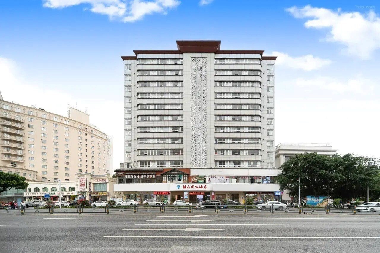 Готель Yintian Resort 3*