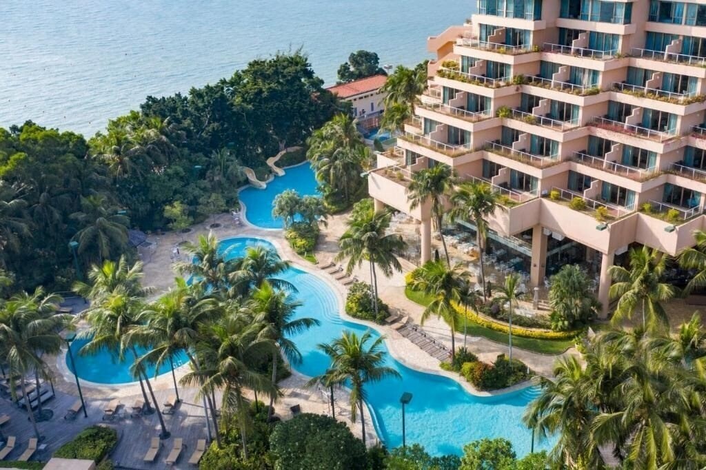 Отель Gold Coast Hong Kong 4*