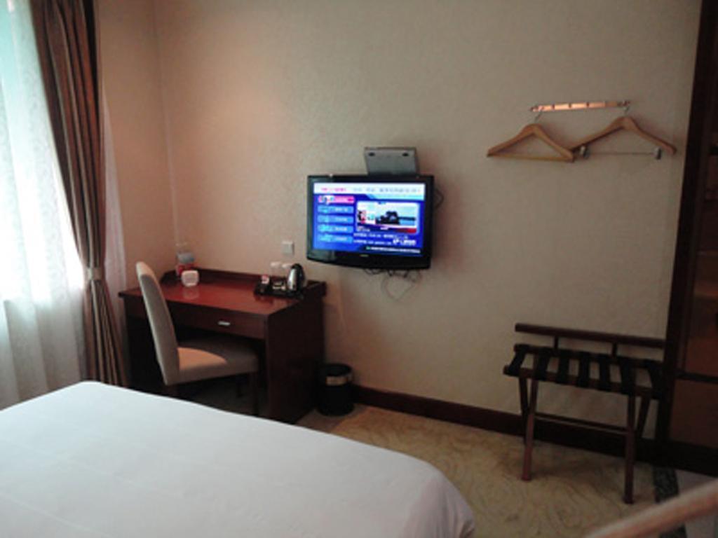 Фотографія Guangdong Geological Landscape Hotel 4*