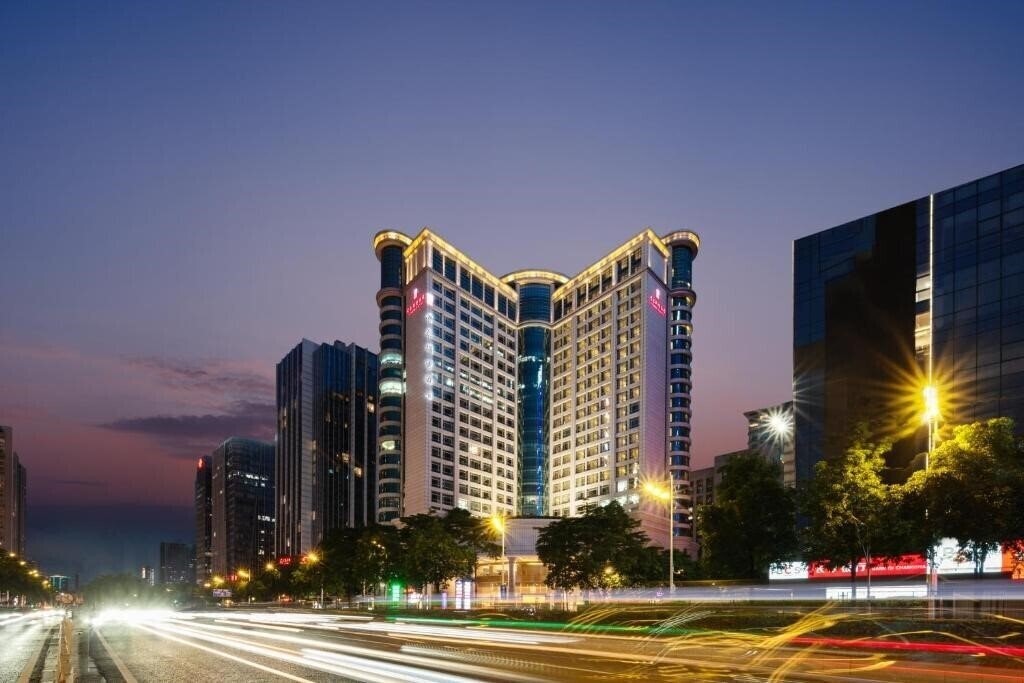 Готель Vanburgh Guangzhou 5*