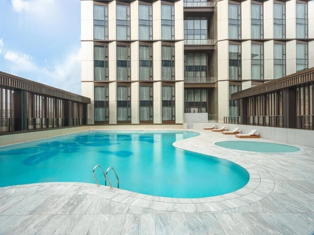 Изображение Four Points by Sheraton Guangzhou 5*