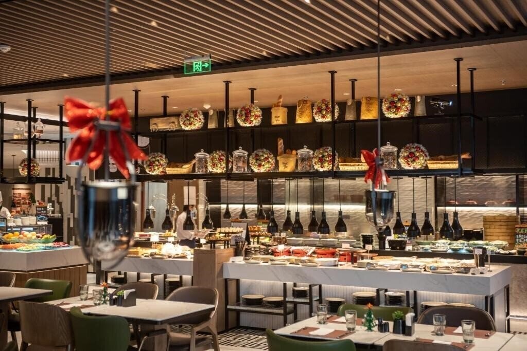Готель Sheraton Guangzhou Hotel 5*