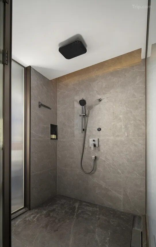 Картинка Mehood Elegant Hotel International Financial City Branch 4*