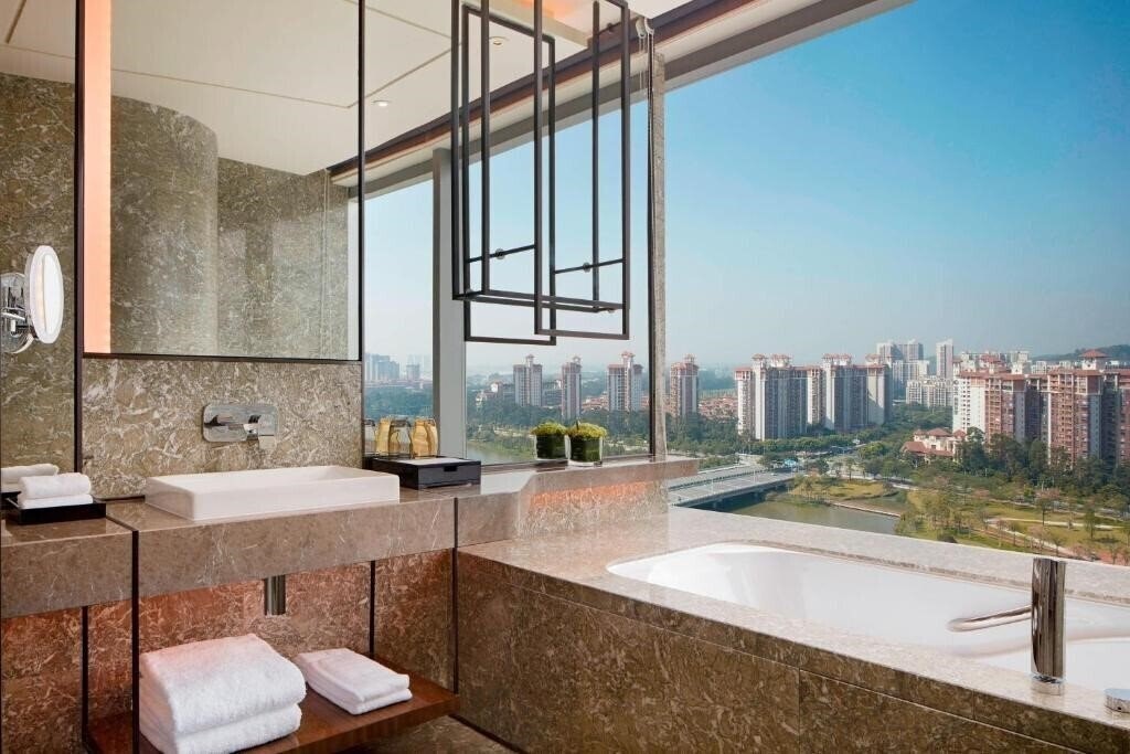 Фотографія Sheraton Guangzhou Nansha Hotel 5*