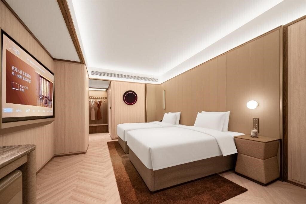 Картинка Crystal Hotel Guangzhou Beijing Road Pedestrian Street 4*