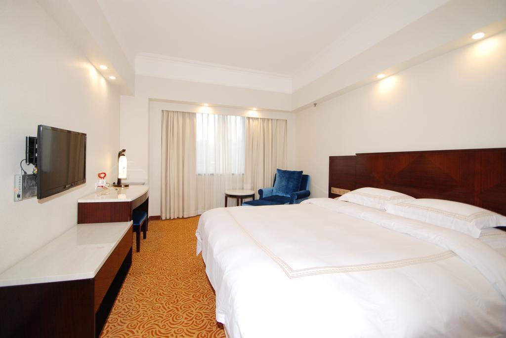 Картинка Overseas Chinese Friendship 3*