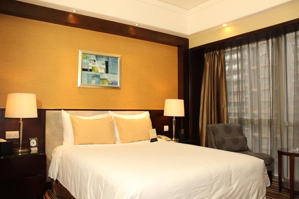 Фото Leeden Hotel Guangzhou 4*