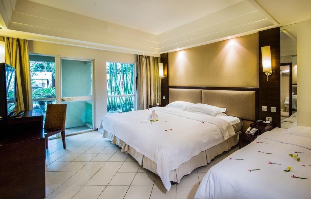 Фотографія Cactus Resort Sanya By Gloria 4*