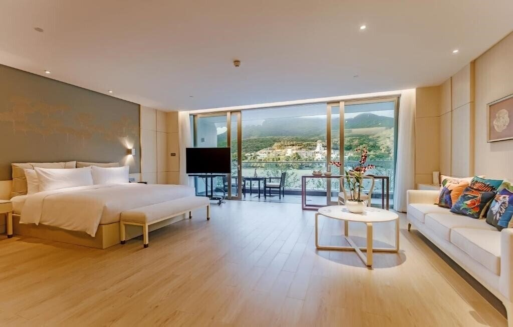 Фото Palace Resort & SPA Yalong Bay Sanya 5*