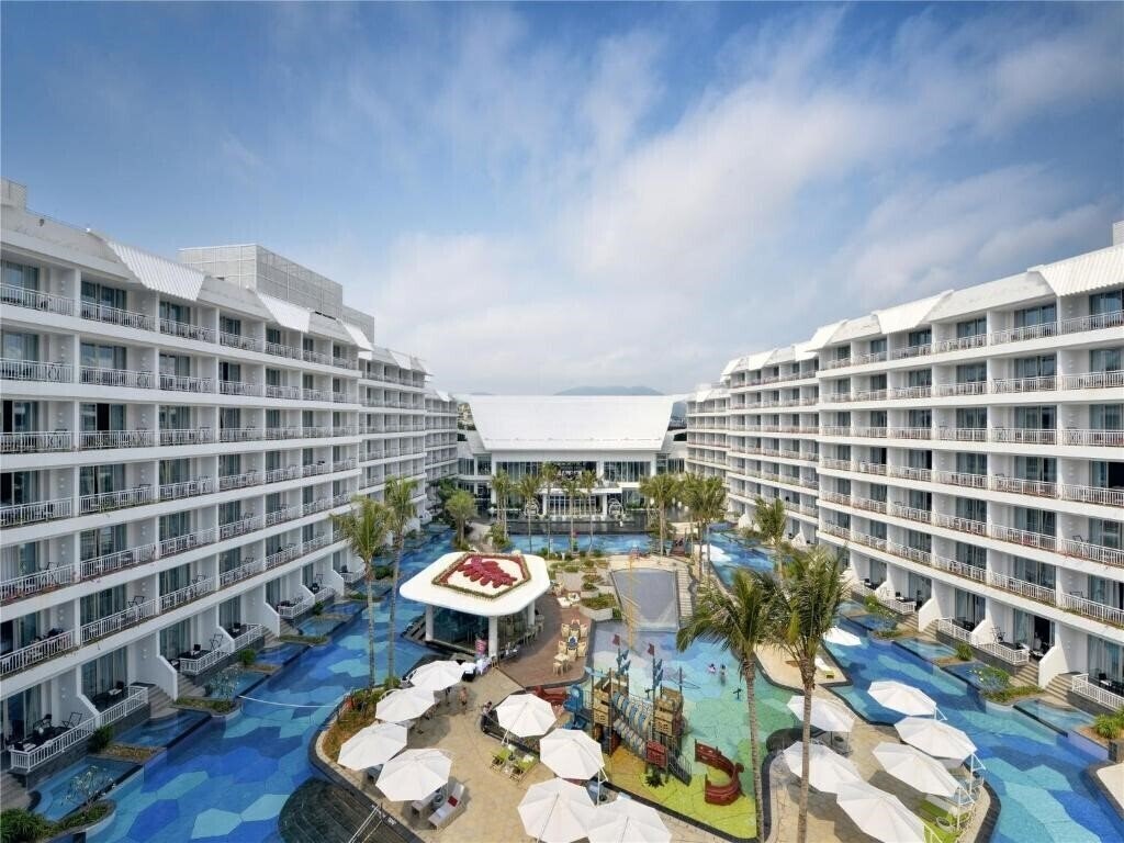 Фотографія Palace Resort & SPA Yalong Bay Sanya 5*
