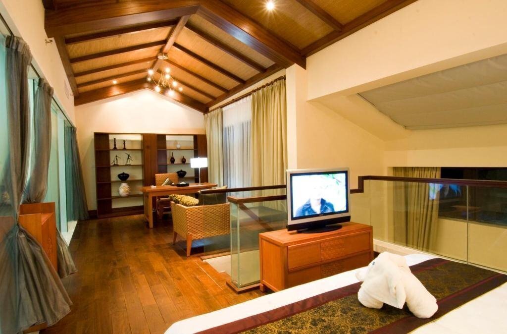 Картинка Royal Garden 4*