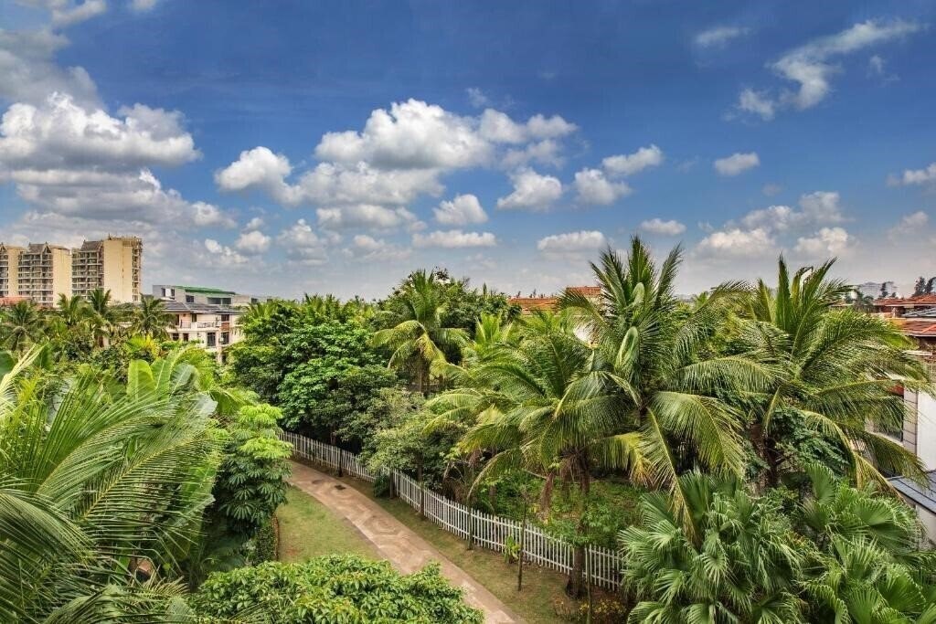 Изображение Holiday Inn Express Haikou West Coast 3*