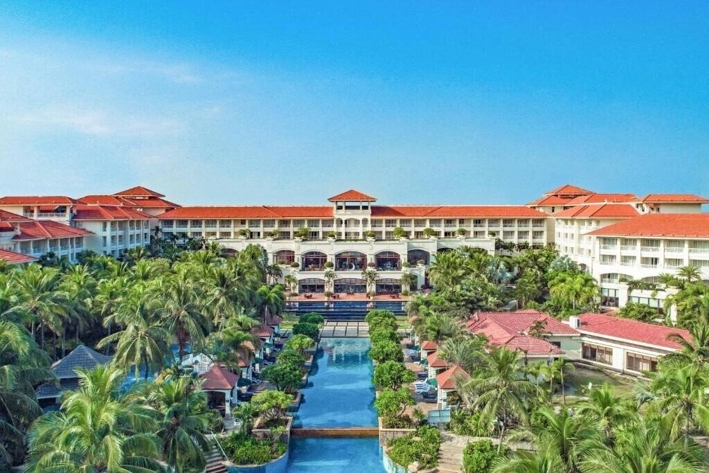 Готель Sheraton Haikou Hotel 5*