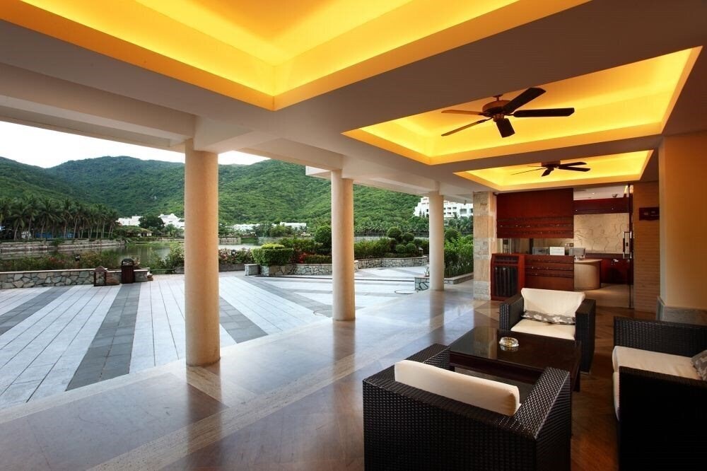 Картинка Palm Beach Resort Yalong Bay 5*