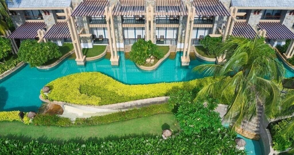 Картинка Sanya Yalong Bay 99 Resort 4*